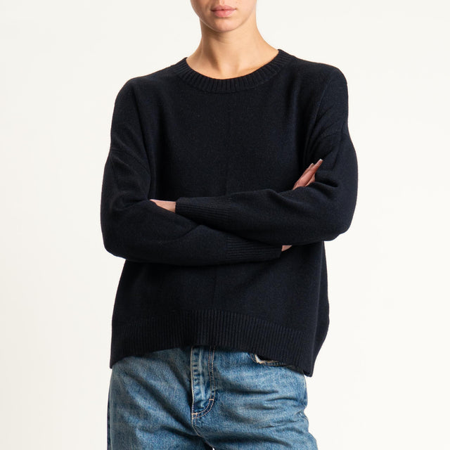 Zeroassoluto-Maglia scatola girocollo riga centrale - nero