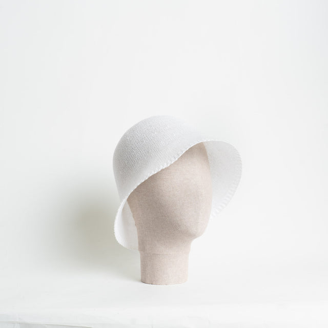 W by Whitemood- Bucket hat intrecciato - bianco