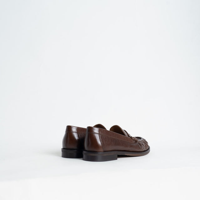 Divine Follie-Mocassino in pelle - cioccolato