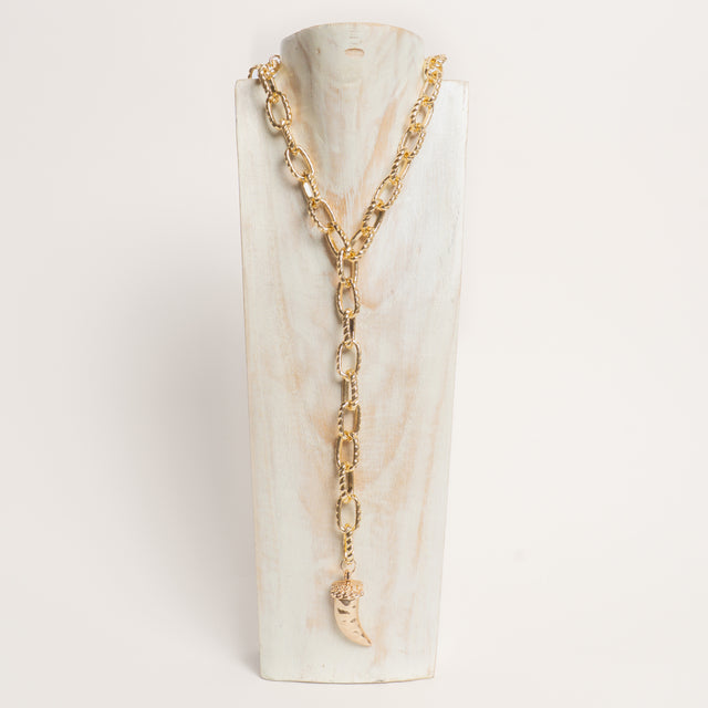W by whitemood- Collana martellata con corno - gold