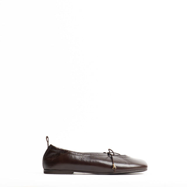 Divine follie-Ballerina in pelle - moro