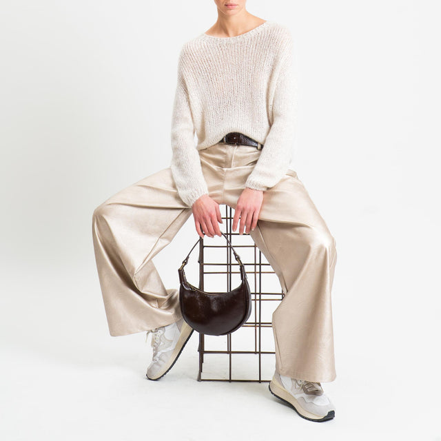 Tensione in-Maglia scollo a barca con micro paillettes - crema