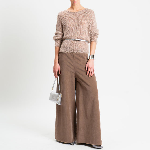 Tensione in-Maglia scollo a barca con micro paillettes - beige