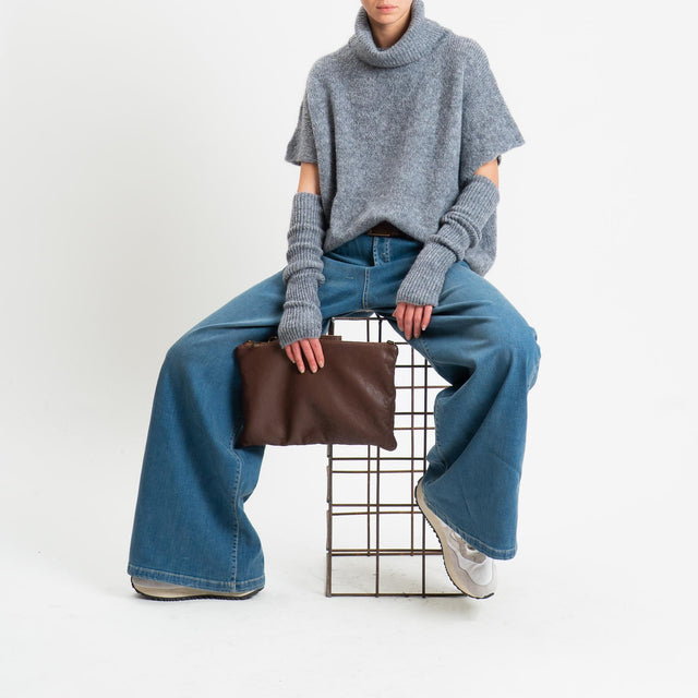 Motel-Maglia smanicata mohair con manicotti - grigio