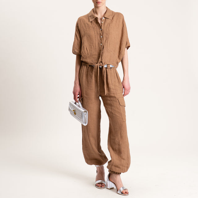 Dixie-Camicia in lino con nodo - tabacco