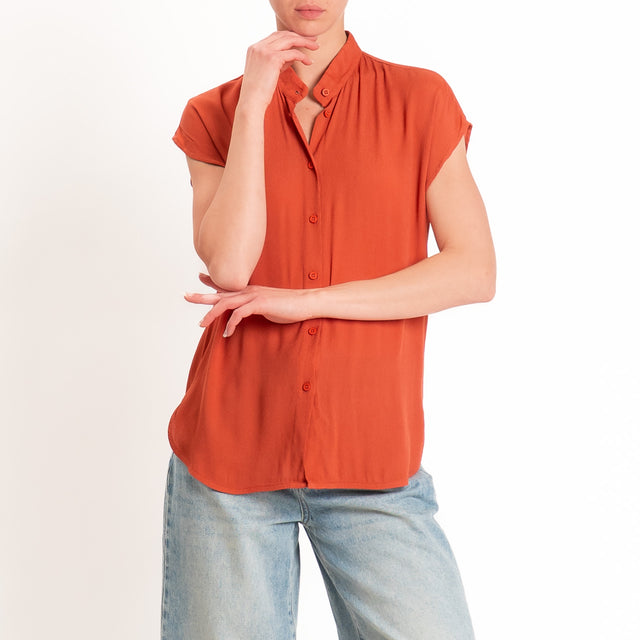 Dixie-Camicia smanicata collo coreana - rust