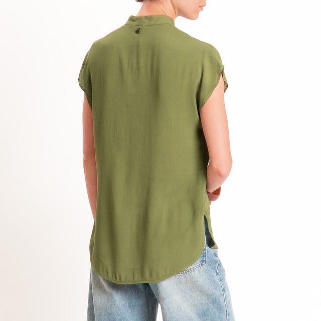 Dixie-Camicia smanicata collo coreana - militare