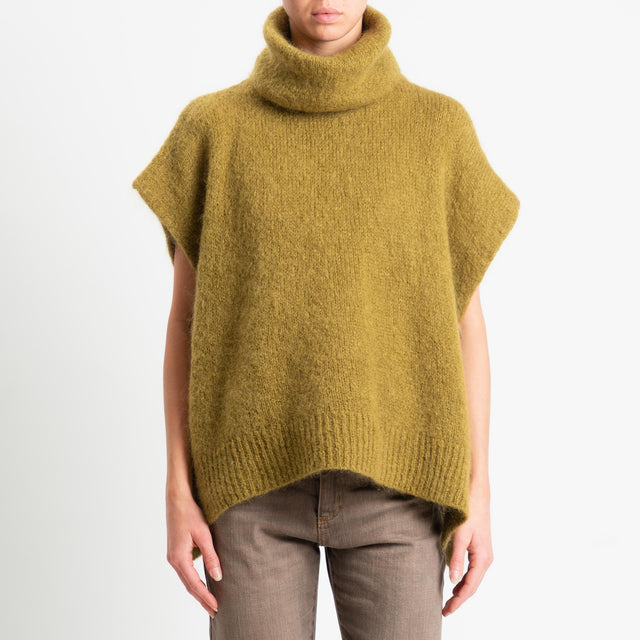 Dixie-Maglia mohair smanicata collo alto - olio