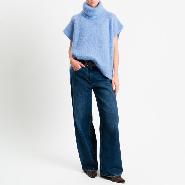 Dixie-Maglia mohair smanicata collo alto - celeste
