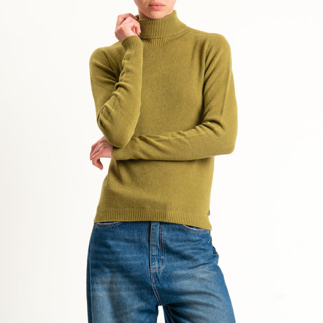 Dixie-Maglia collo alto elasticizzata - olio