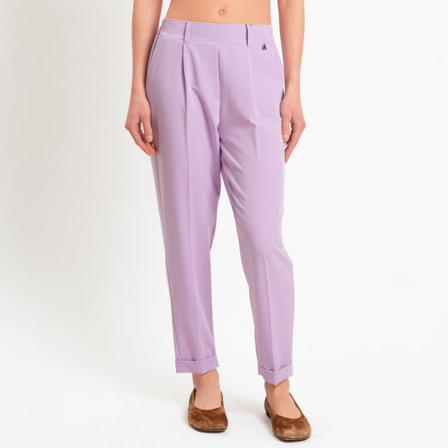 Dixie-Pantalone elastico dietro con pinces - glicine