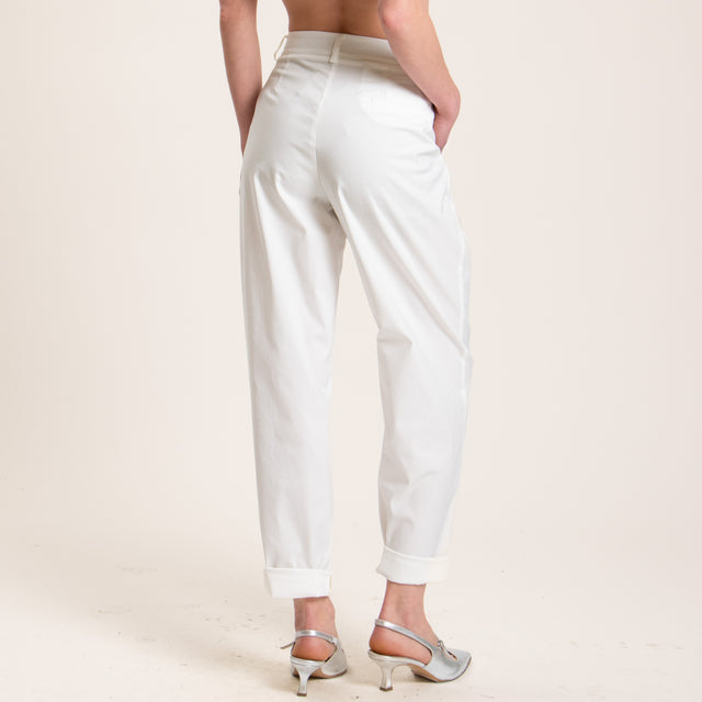 Dixie-Pantalone con pinces cotone elasticizzato - latte