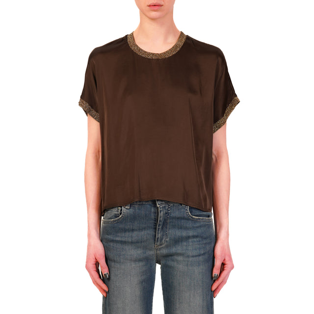 Blusa de satén Dixie-Stretch con bordes de lúrex - marrón oscuro