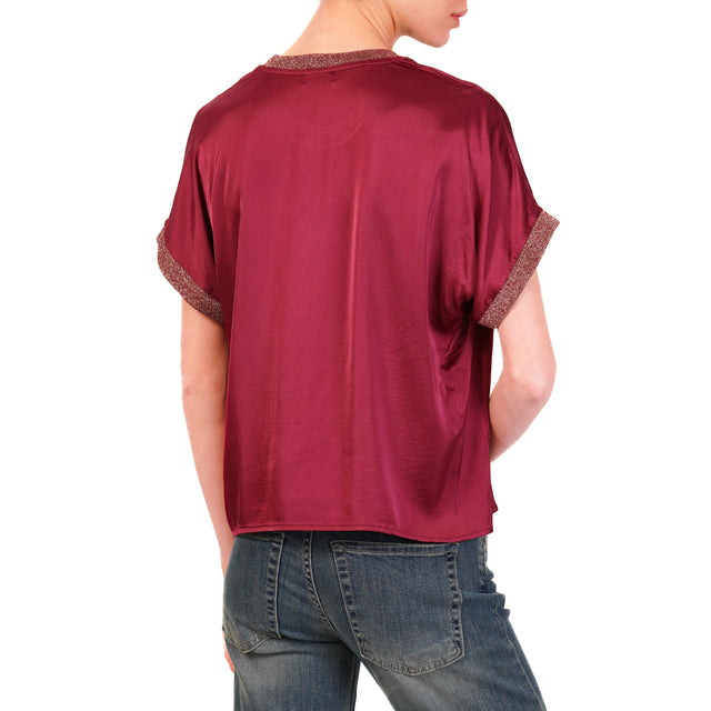 Blusa de satén Dixie-Stretch con bordes de lúrex - rubí