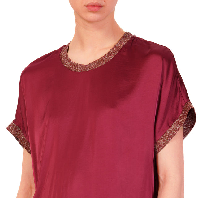 Blusa de satén Dixie-Stretch con bordes de lúrex - rubí
