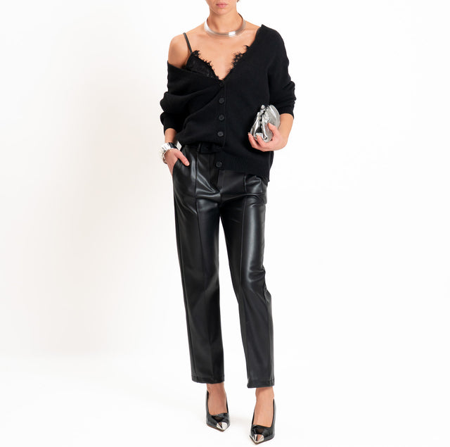 Tensione in-Pantalone similpelle con cintura - nero
