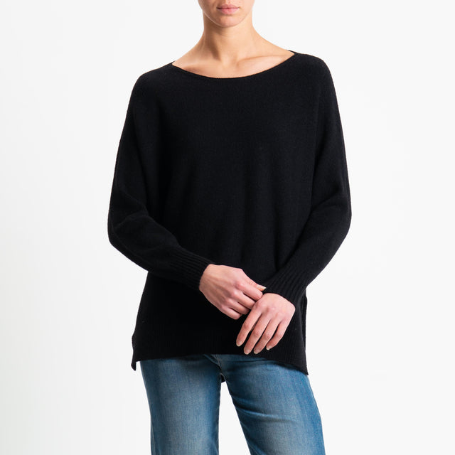 Suéter cuadrado de canalé con aberturas laterales de Haveone - Negro