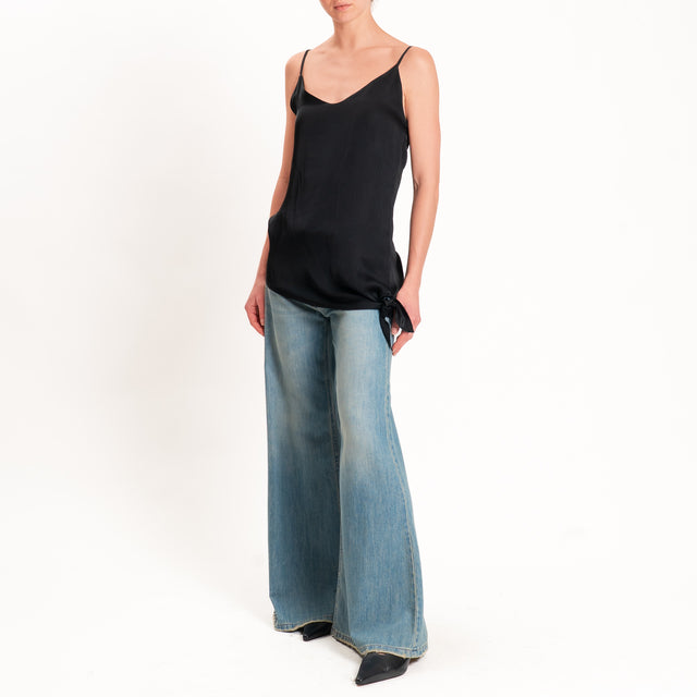 Haveone-Top asimmetrico in satin bretelle regolabili - Nero