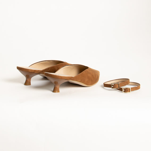 Divine Follie-Sabot in camoscio accessorio cinturino - cuoio