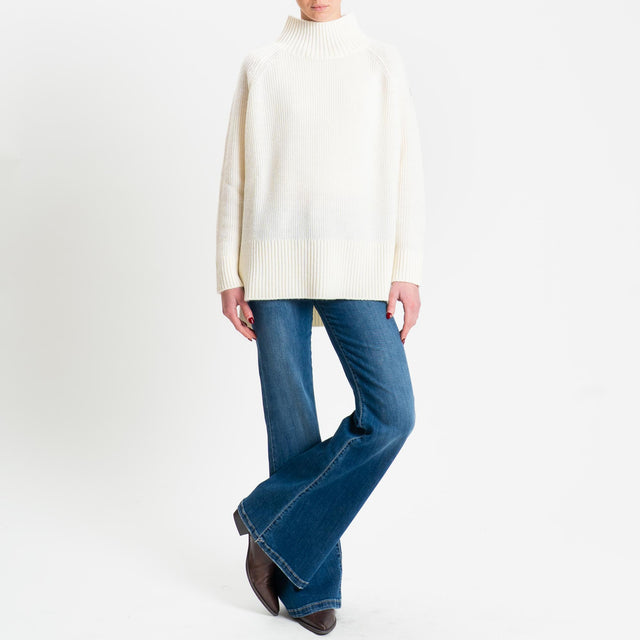 Kontatto-Maglia collo montato spacchi laterali misto alpaca - panna