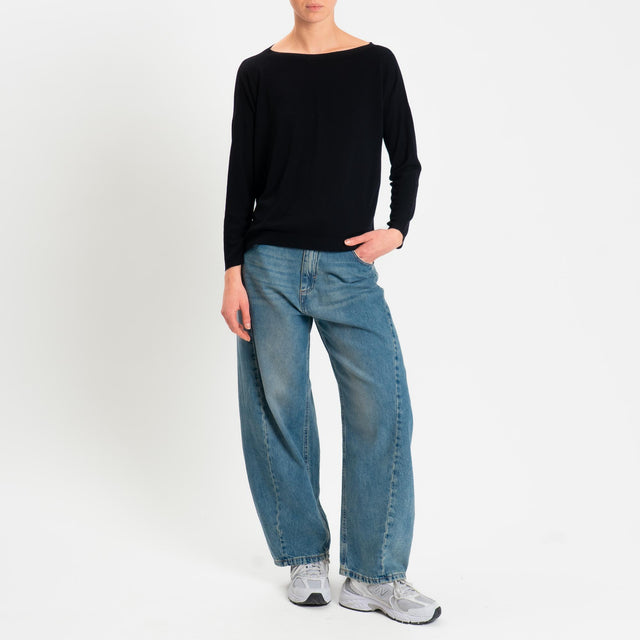 Kontatto- Maglia scatola spacchi laterali - Nero