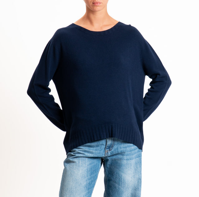 Kontatto-Maglia girocollo spacco dietro - blu