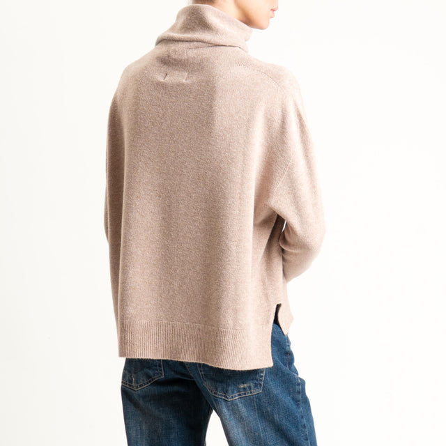 Kontatto-Maglia collo alto spacchi laterali (QS) - tortora