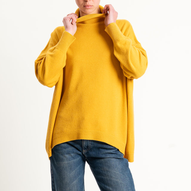 Kontatto-Maglia over collo alto (QS) - giallo