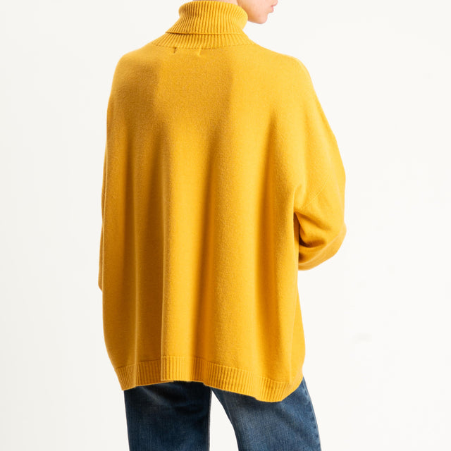 Kontatto-Maglia over collo alto (QS) - giallo