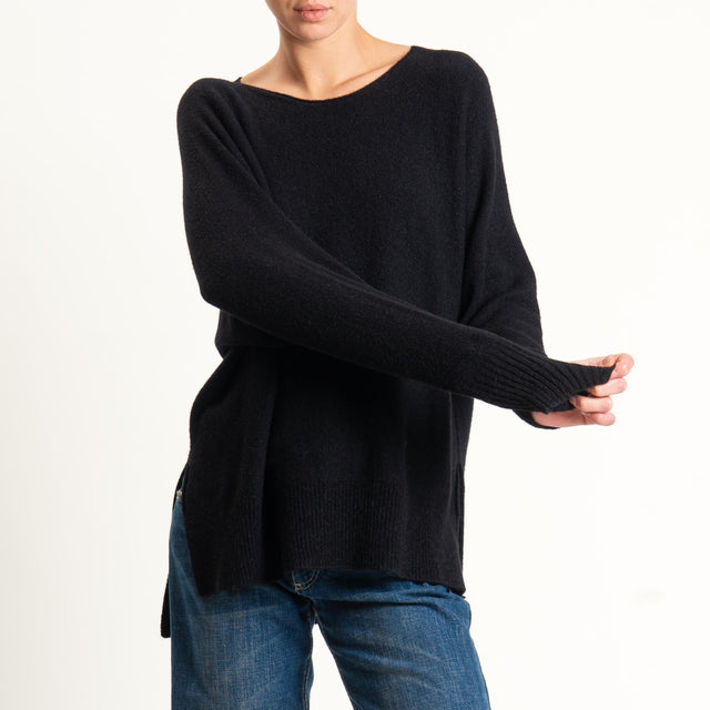 Kontatto-Maglia a scatola girocollo (QS) - nero