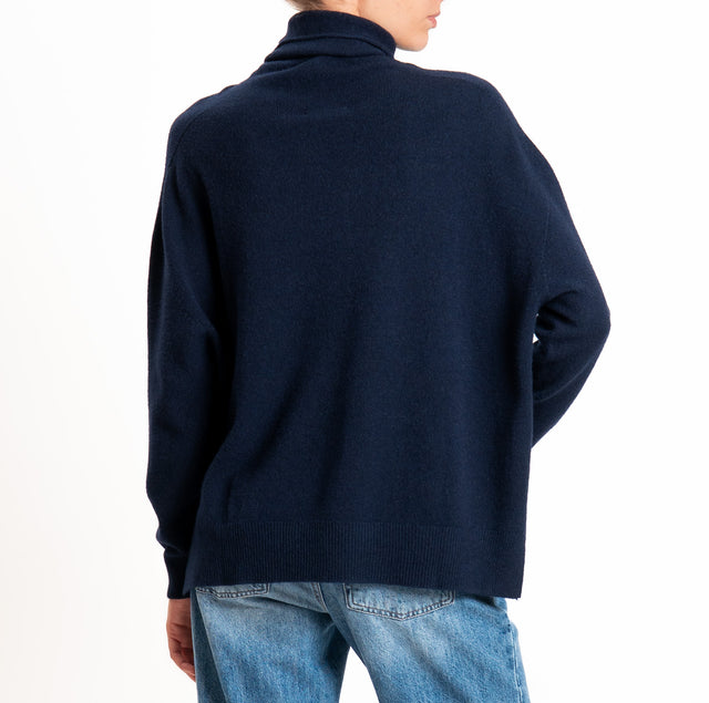 Kontatto-QS turtleneck sweater with side slits - blue