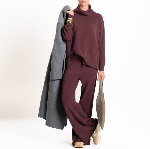 Kontatto-QS turtleneck sweater with side slits - marsala