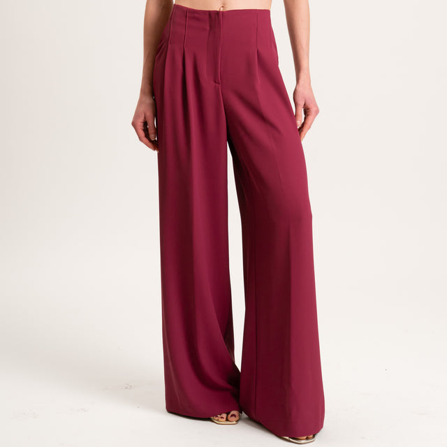 Kontatto-Completo giacca e pantalone tessuto fluido mezza manica- ribes