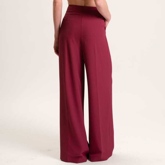 Kontatto-Completo giacca e pantalone tessuto fluido mezza manica- ribes