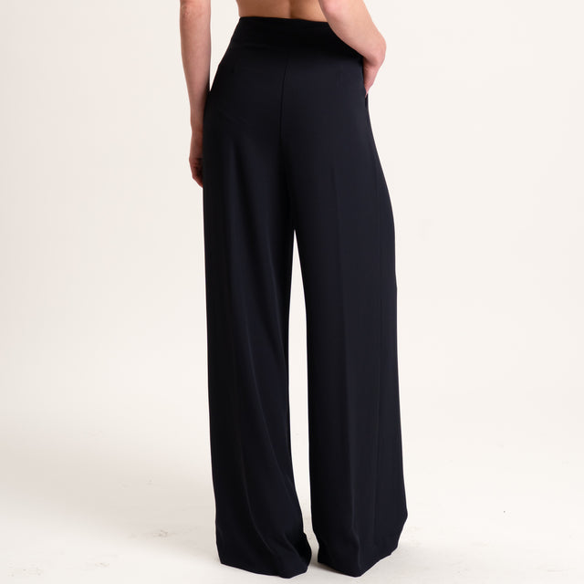 Kontatto-Completo giacca e pantalone tessuto fluido - nero