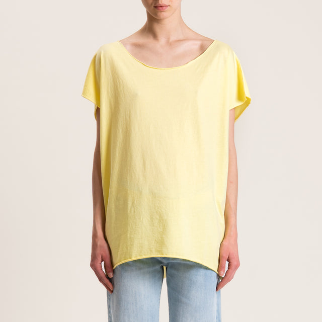 Kontatto-T-shirt smanicata taglio vivo - giallo