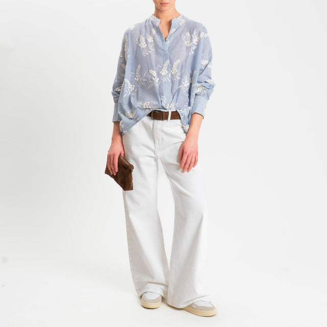 Kontatto- Camicia collo coreana a righe con ricami - azzurro/burro