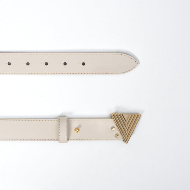 Vicolo-Cintura fibbia v metal plate - off white