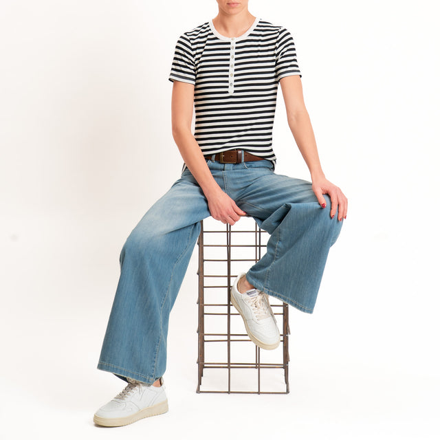 Motel-T-shirt righe serafino a costine - panna/nero