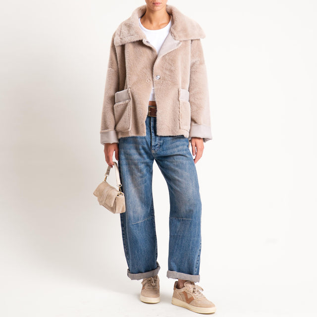 Motel-Ecopelliccia con tasche - sand