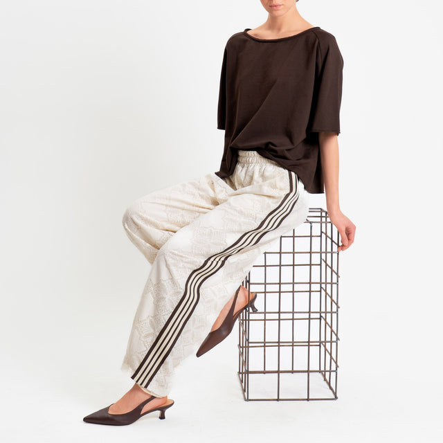 Motel-Pantalone macramè bande laterali elastico in vita - burro/moro