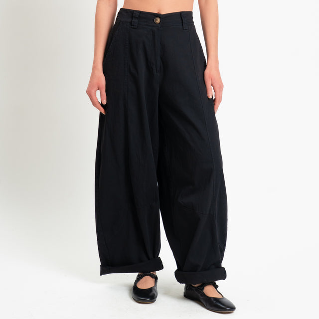 Motel-Pantalone barrel elastico dietro - nero