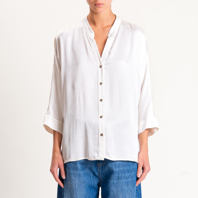 Motel-Camicia collo coreana bottoni dorati - burro