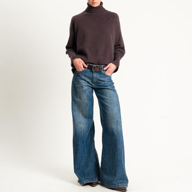 Motel-Maglia scatola collo alto bordi a coste - moro