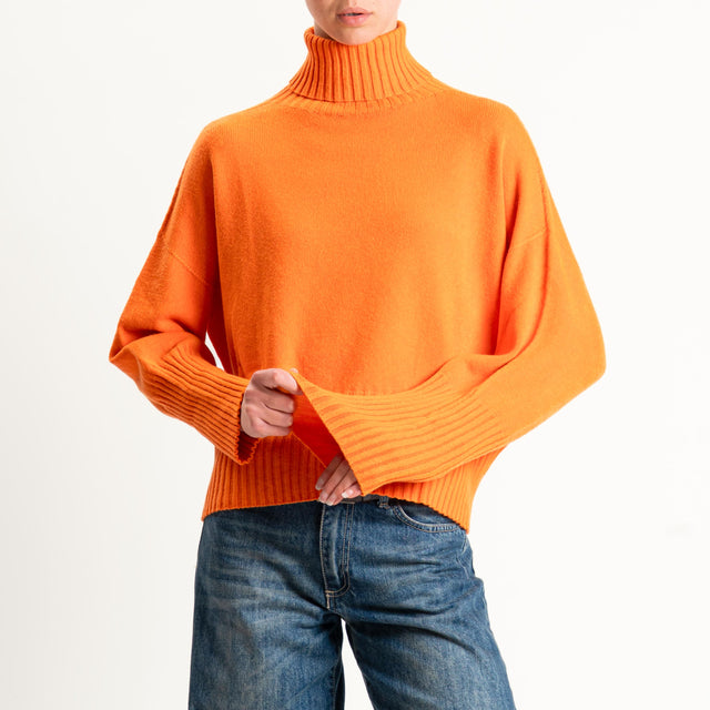 Motel-Maglia scatola collo alto bordi a coste - orange