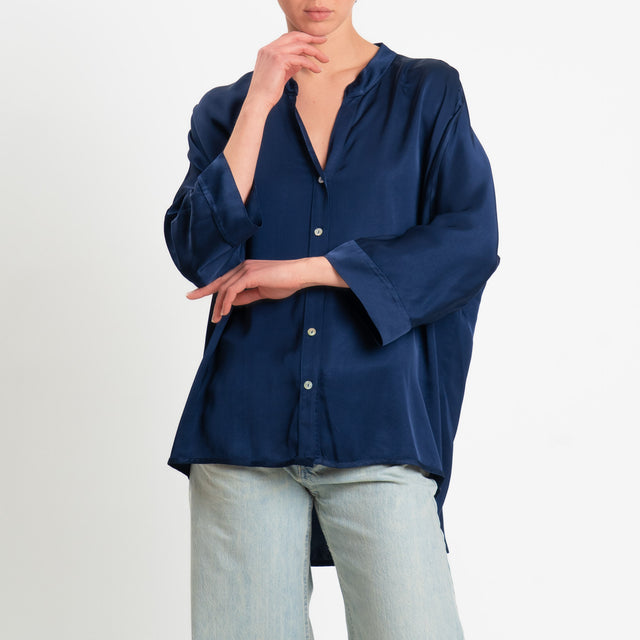 Motel-Camicia collo coreana over in satin - blu