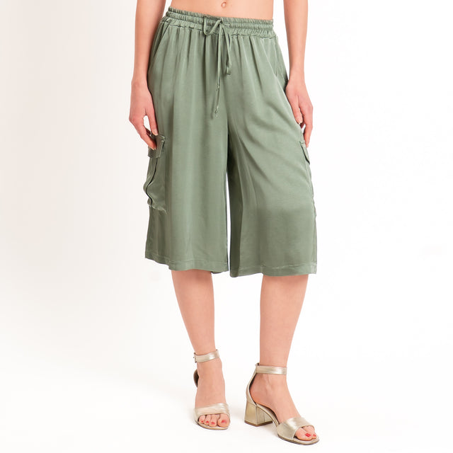 Motel-Bermuda cargo in satin elastico in vita - militare