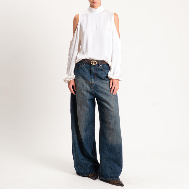 Motel-Blusa satin cut out - burro