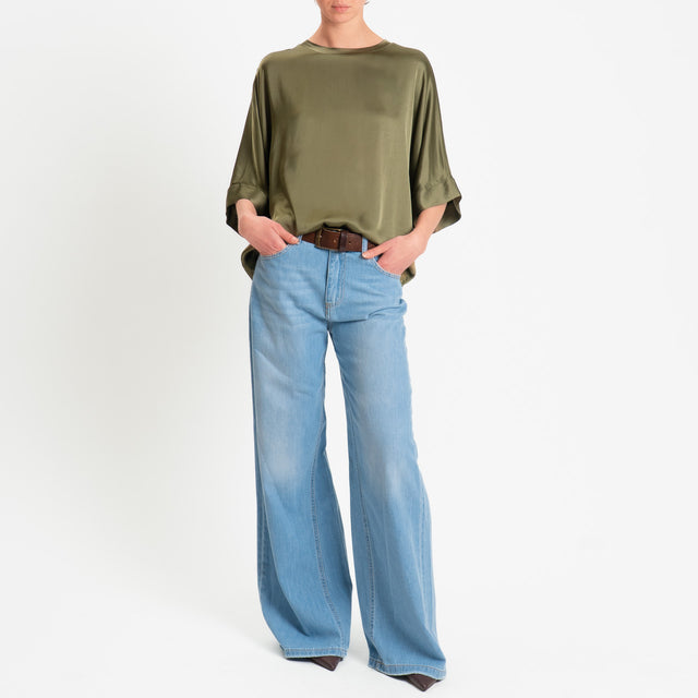 Motel-Blusa in satin manica scesa - militare
