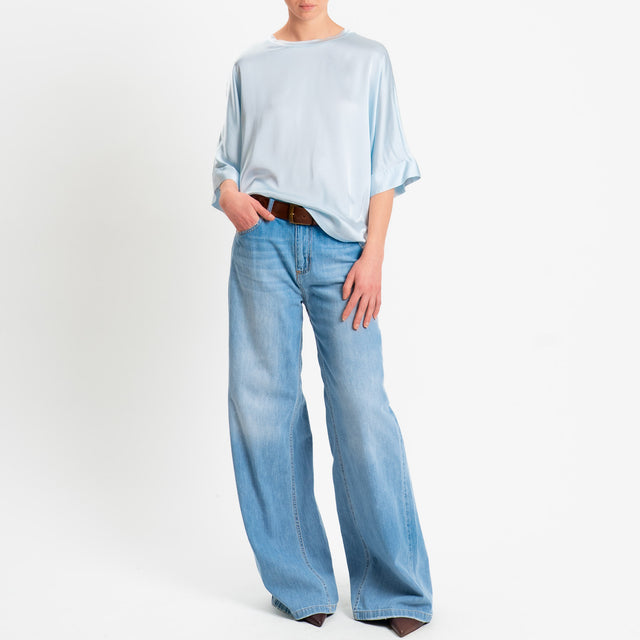 Motel-Blusa in satin manica scesa - nuvola